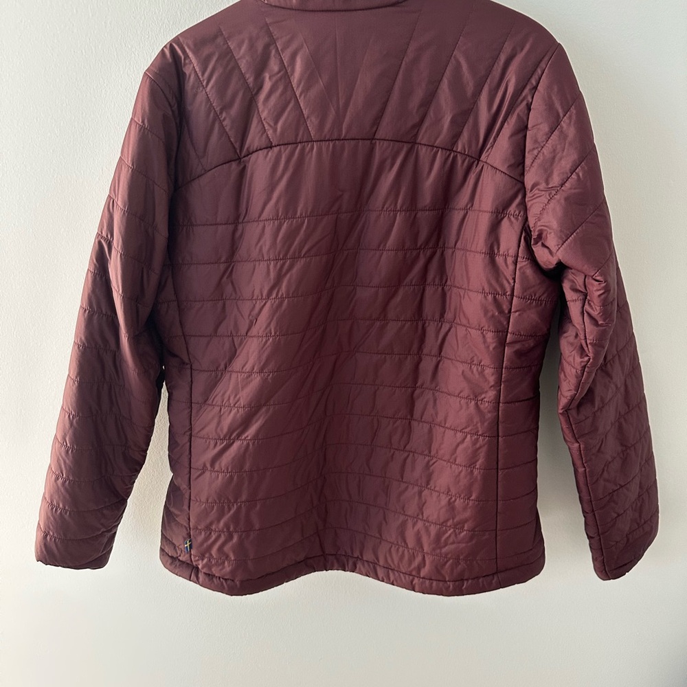 Fjallraven Women's 1974 Expedition Jacket in Burgundy - Picture 2 of 9